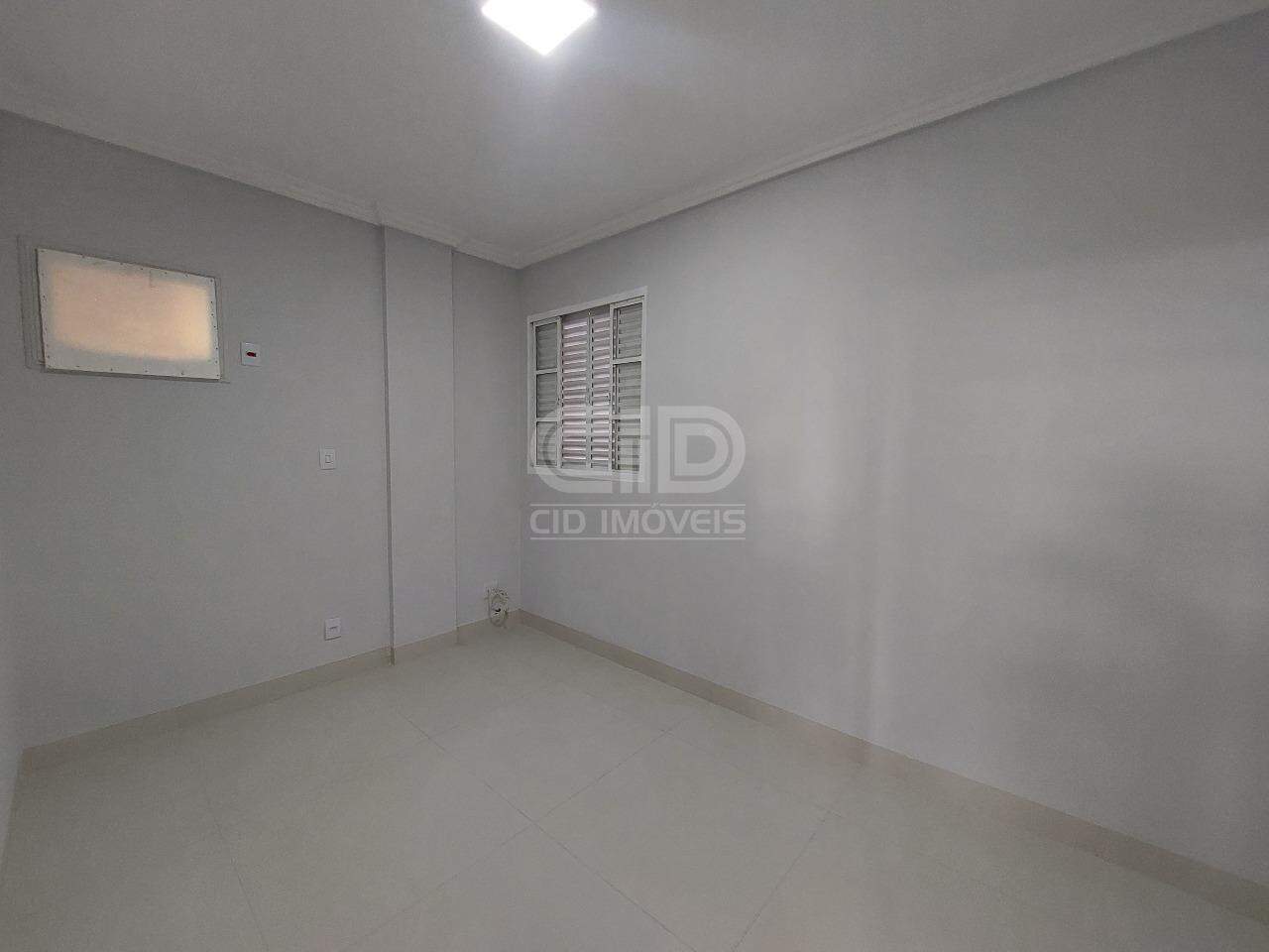 Apartamento à venda com 2 quartos, 63m² - Foto 4