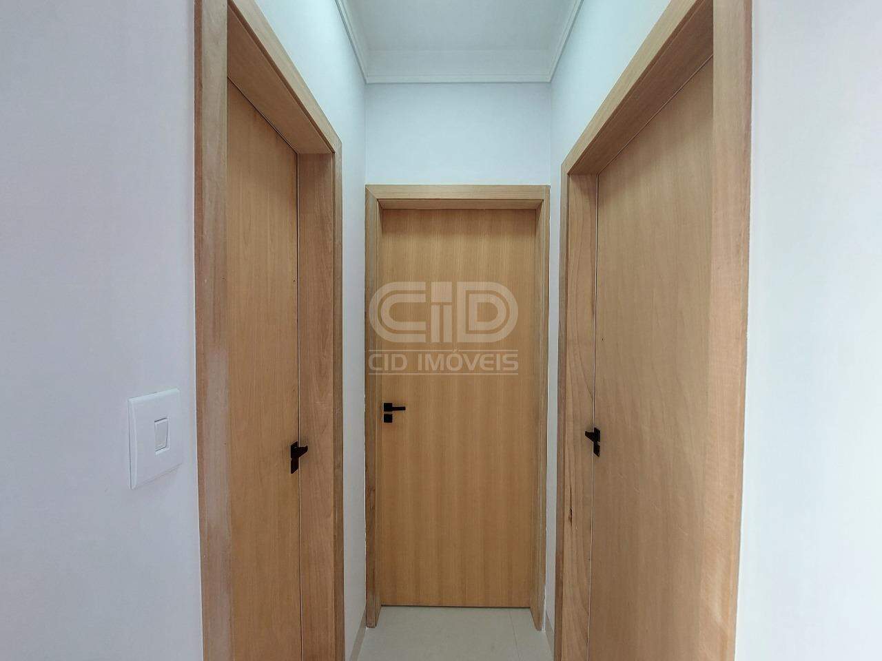 Apartamento à venda com 2 quartos, 63m² - Foto 3