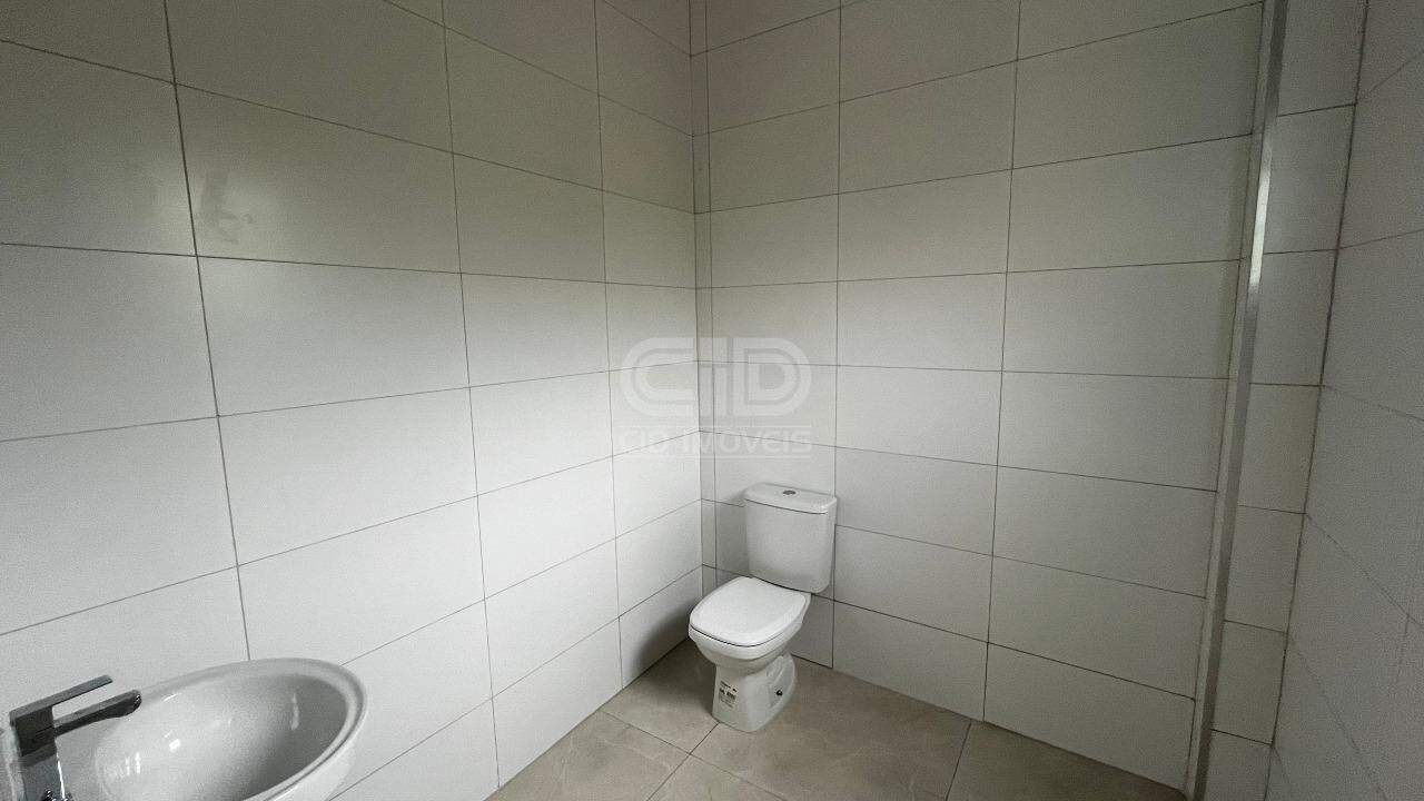 Salão comercial com 112 m² na Av. Miguel Sutil - Dom Aquino