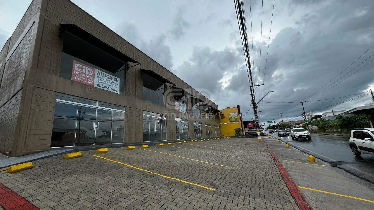 Salão comercial com 112 m² na Av. Miguel Sutil - Dom Aquino