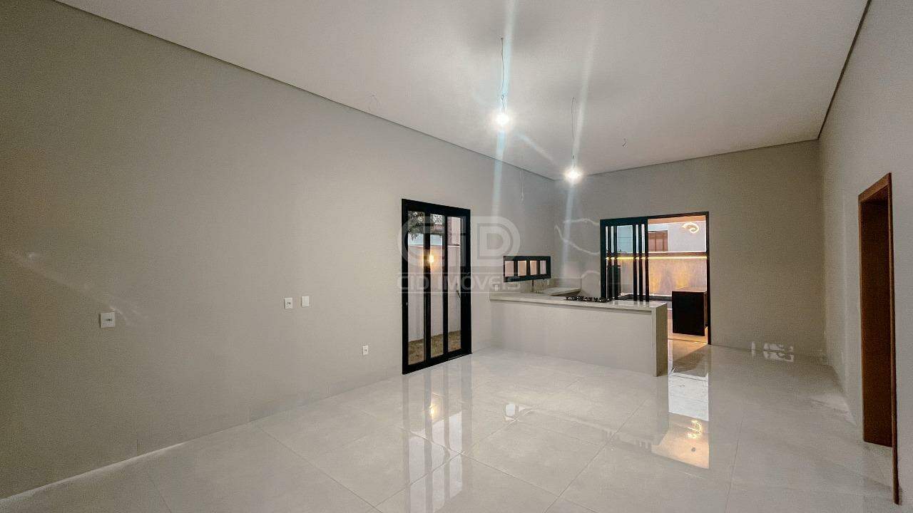 Casa de Condomínio à venda com 3 quartos, 201m² - Foto 5