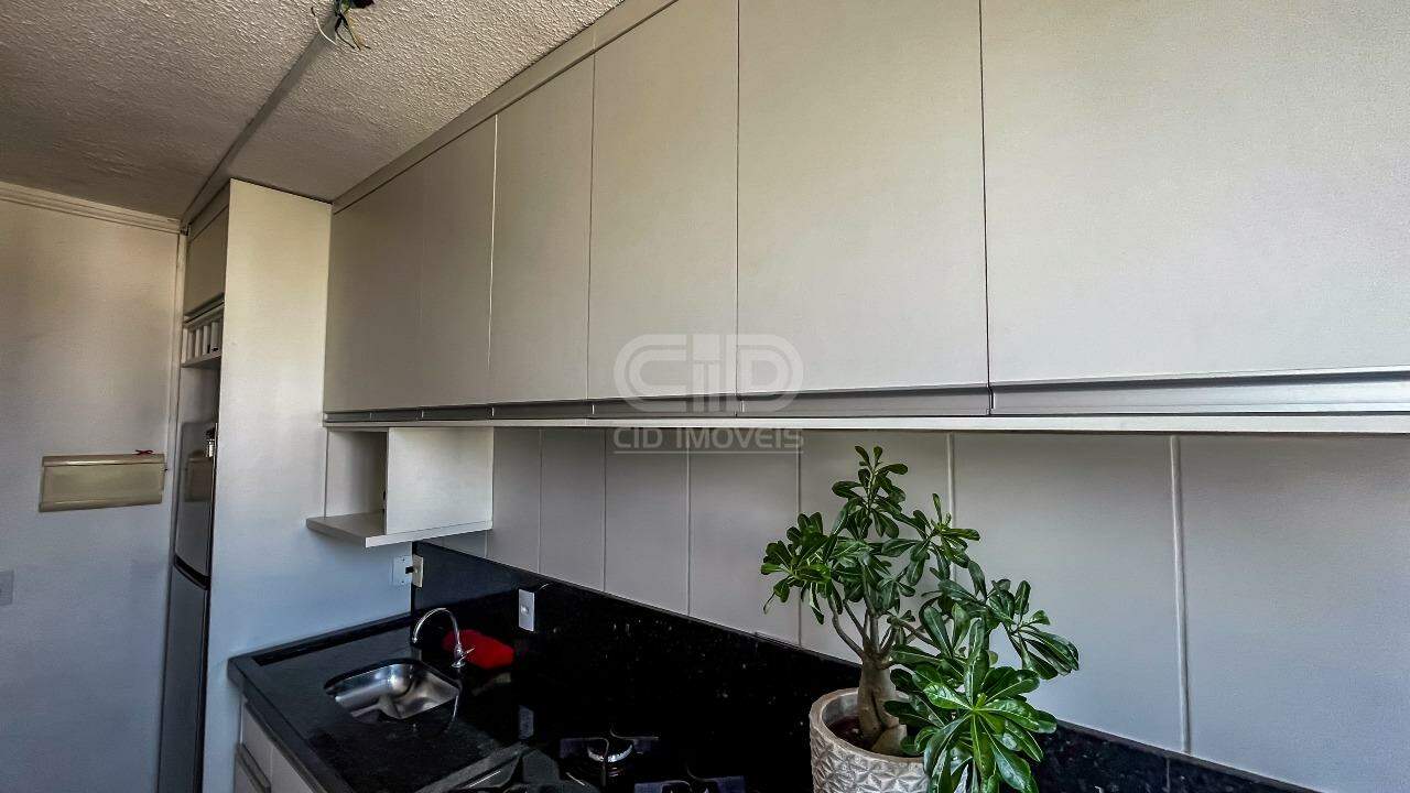 Apartamento à venda com 2 quartos, 43m² - Foto 4