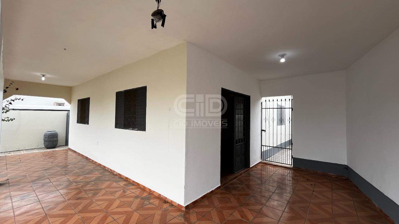 Casa à venda com 2 quartos, 152m² - Foto 3