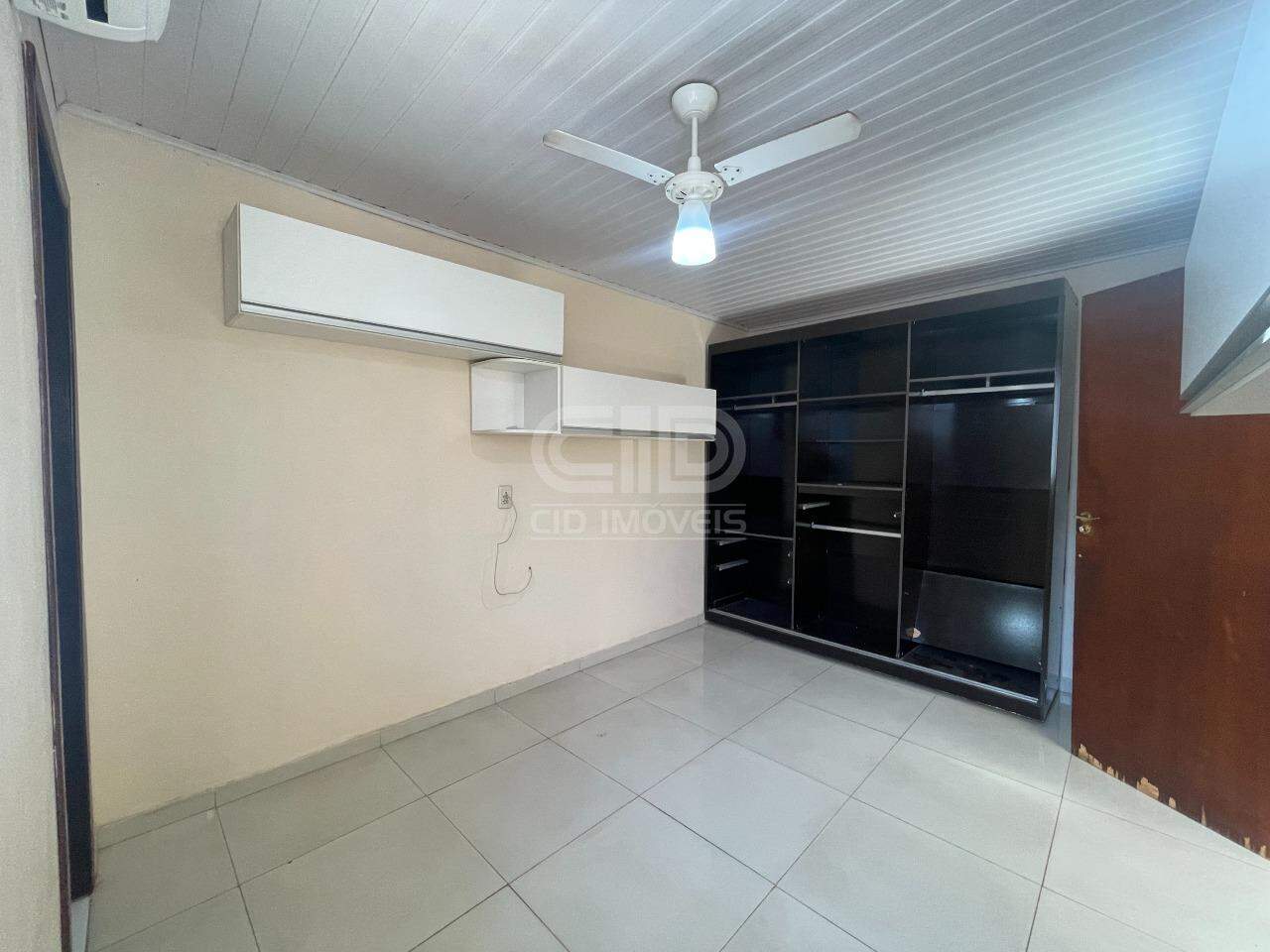 Casa para alugar com 3 quartos, 144m² - Foto 15
