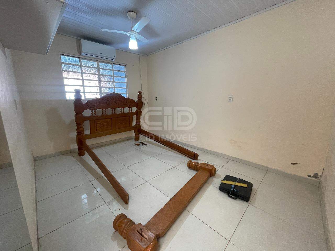 Casa para alugar com 3 quartos, 144m² - Foto 12