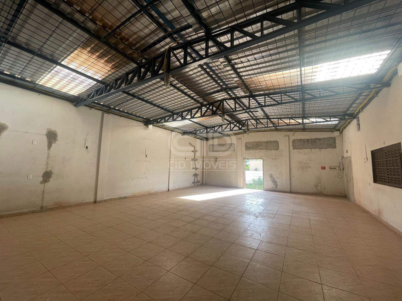 Depósito-Galpão-Armazém para alugar, 130m² - Foto 5