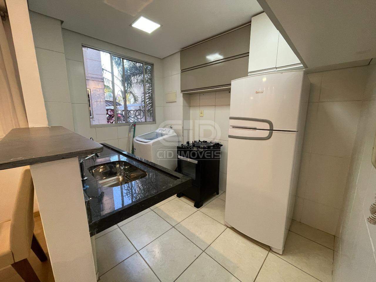 Apartamento semi-mobiliado com 2 quartos no Cond. Chapada do Mirante 