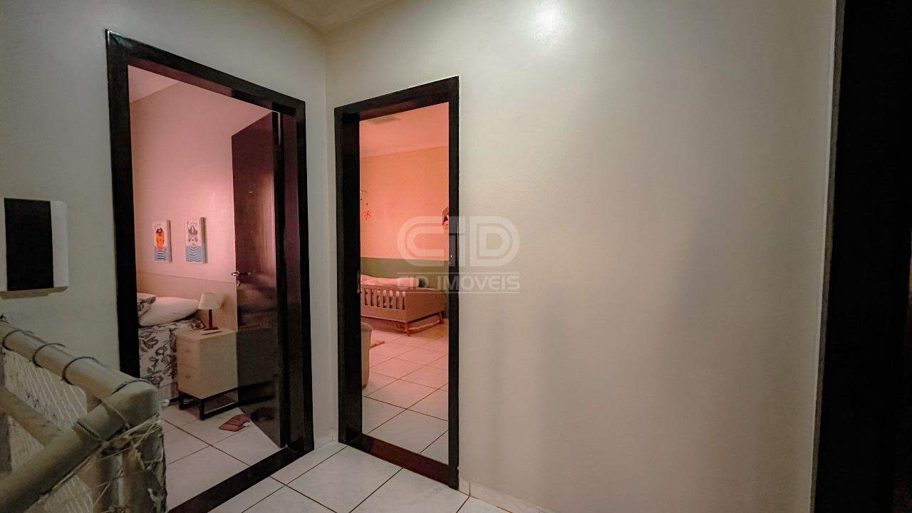 Casa de Condomínio à venda com 4 quartos, 202m² - Foto 9