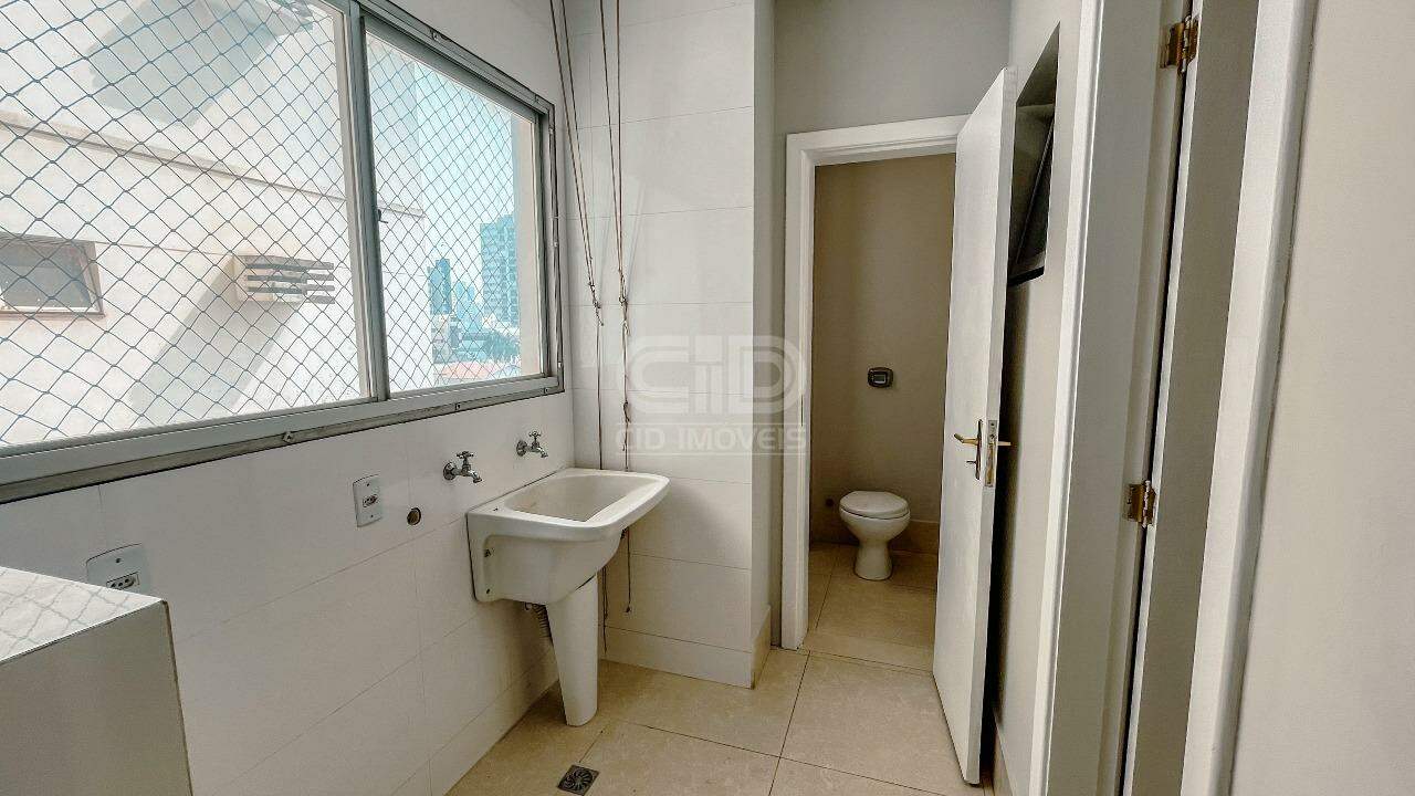 Apartamento à venda com 3 quartos, 95m² - Foto 13