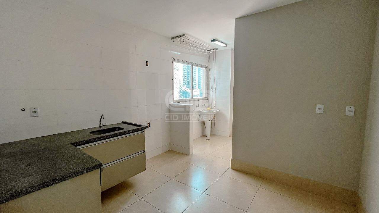 Apartamento à venda com 3 quartos, 95m² - Foto 11