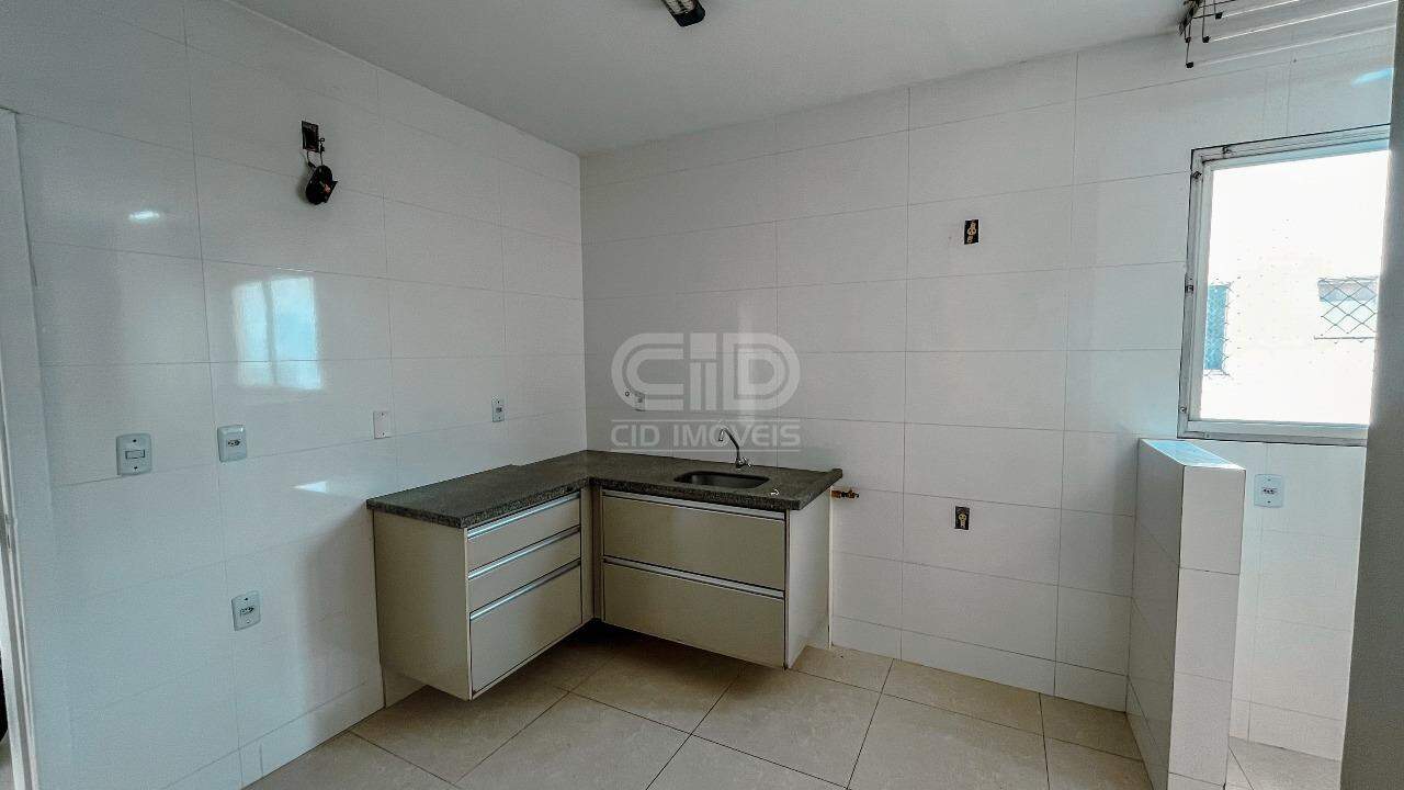 Apartamento à venda com 3 quartos, 95m² - Foto 12