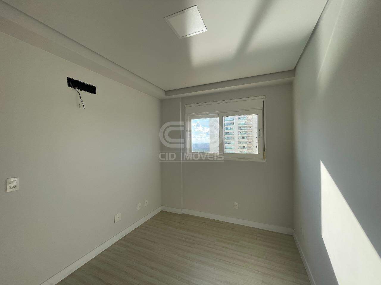 Apartamento para alugar com 3 quartos, 119m² - Foto 14