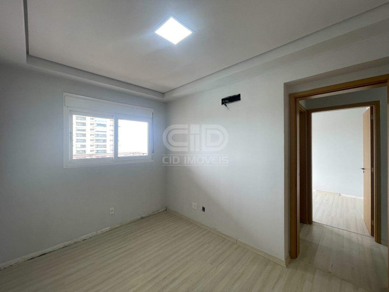 Apartamento para alugar com 3 quartos, 119m² - Foto 24