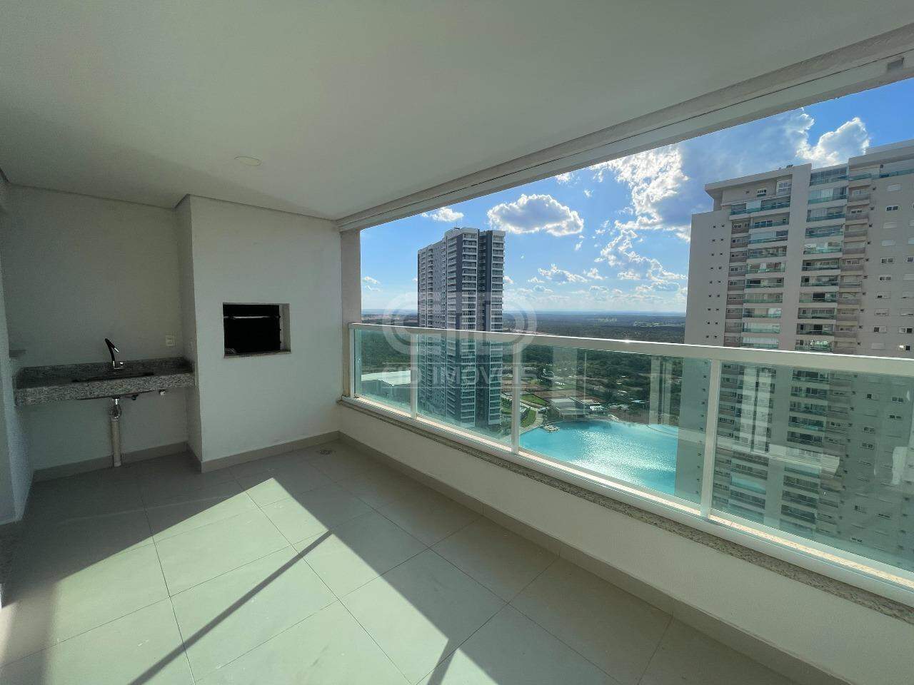 Apartamento para alugar com 3 quartos, 119m² - Foto 2