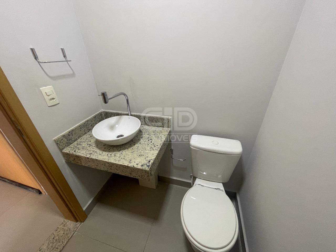 Apartamento para alugar com 3 quartos, 119m² - Foto 9