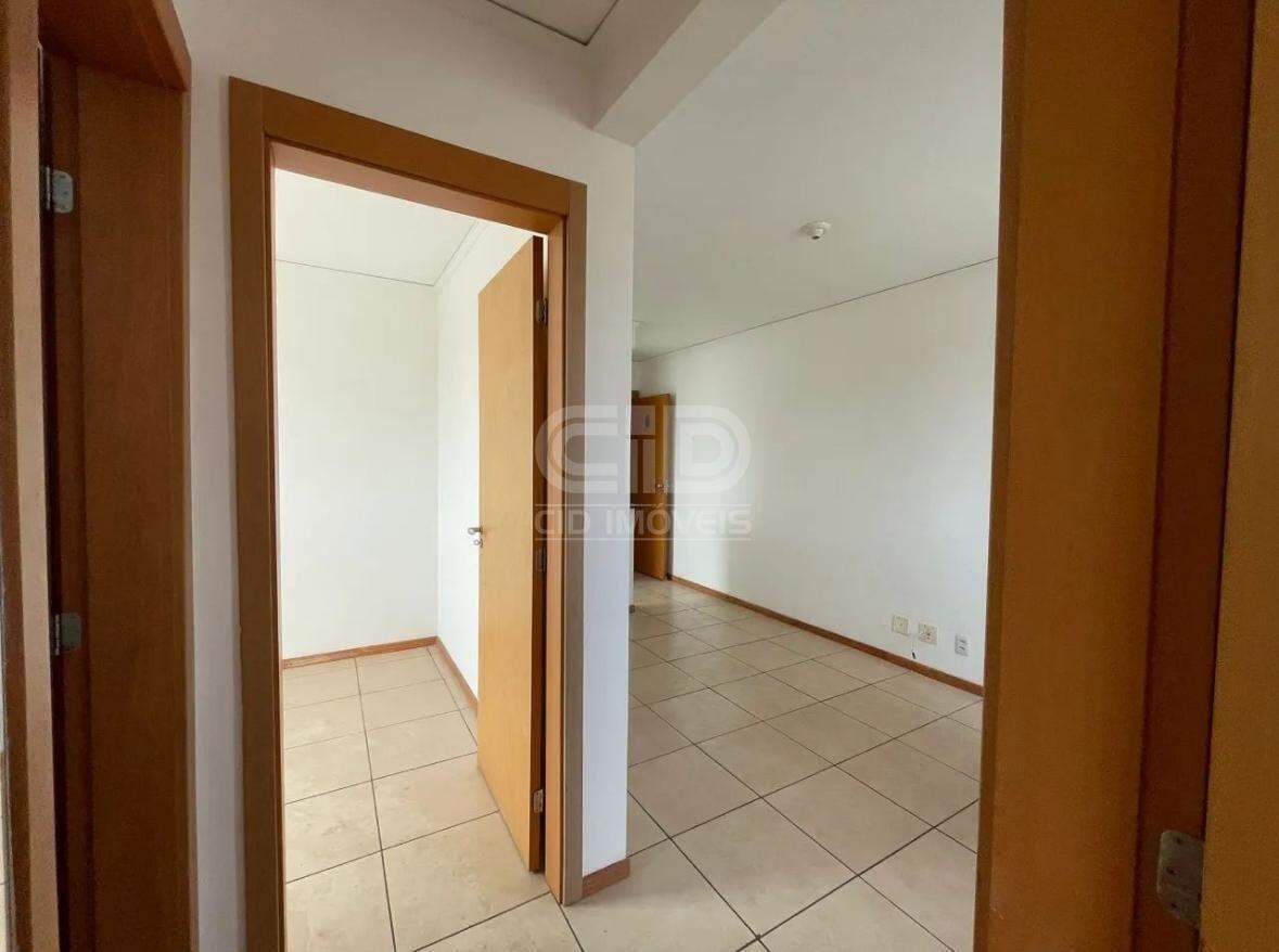 Apartamento à venda com 2 quartos, 43m² - Foto 2