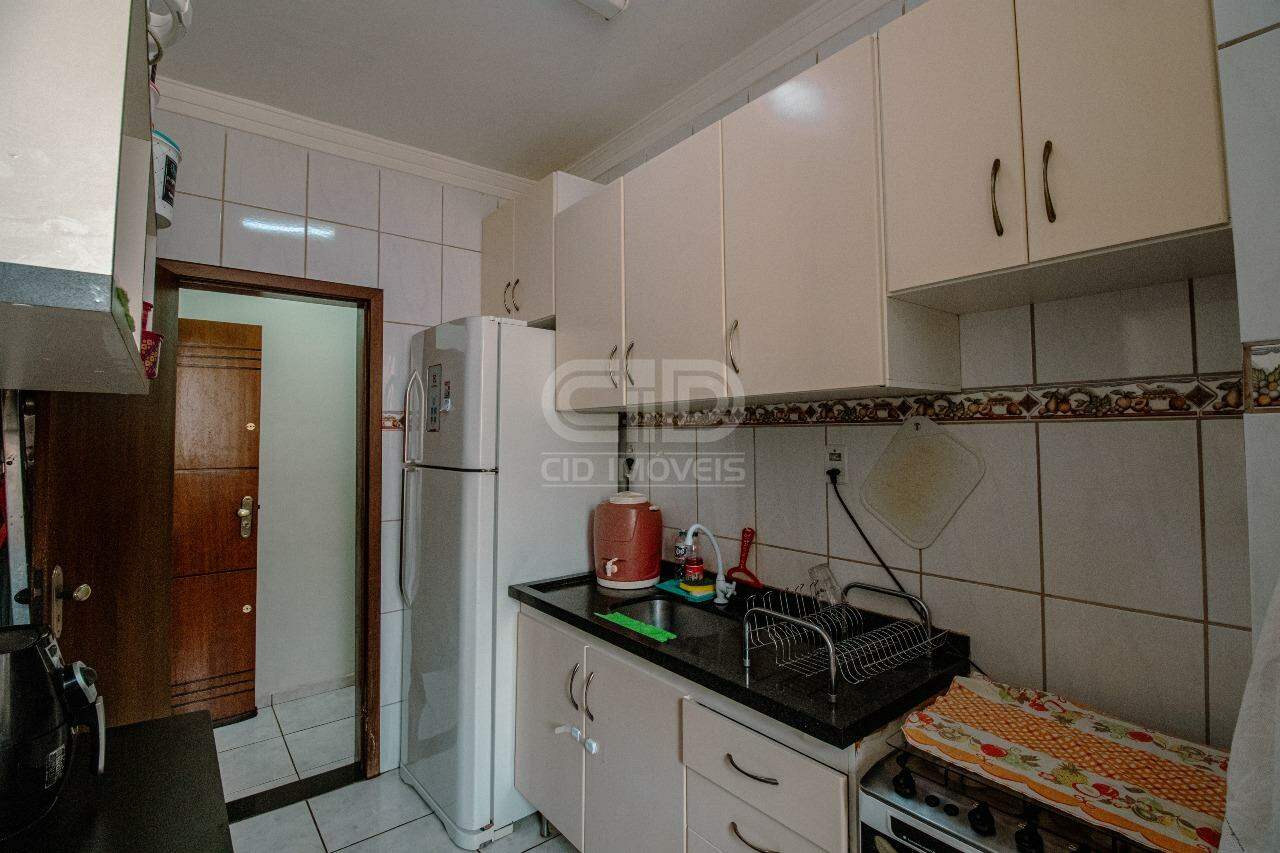 Apartamento para alugar com 3 quartos, 66m² - Foto 8