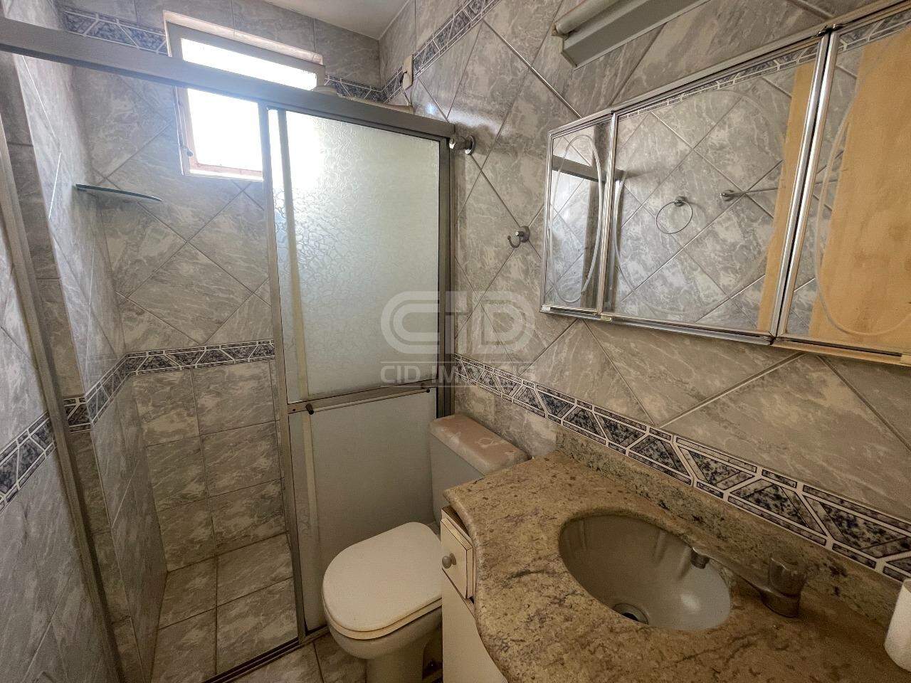 Apartamento para alugar com 2 quartos, 84m² - Foto 12