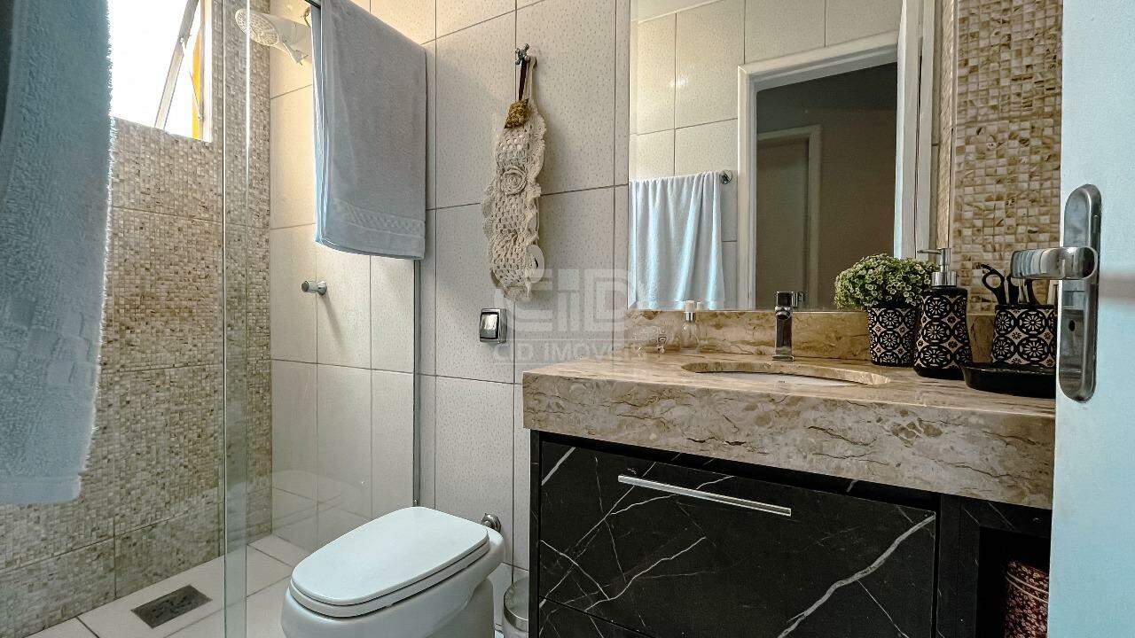 Apartamento à venda com 2 quartos, 63m² - Foto 8