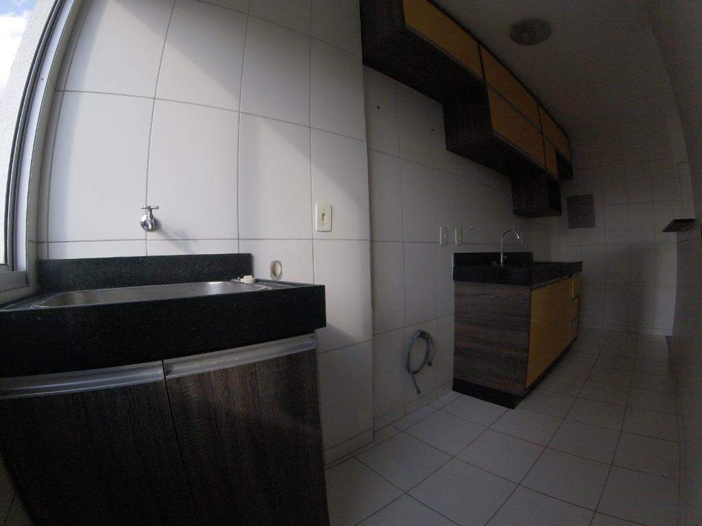 Apartamento à venda com 2 quartos, 68m² - Foto 7
