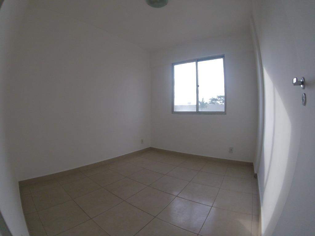 Apartamento à venda com 2 quartos, 68m² - Foto 8