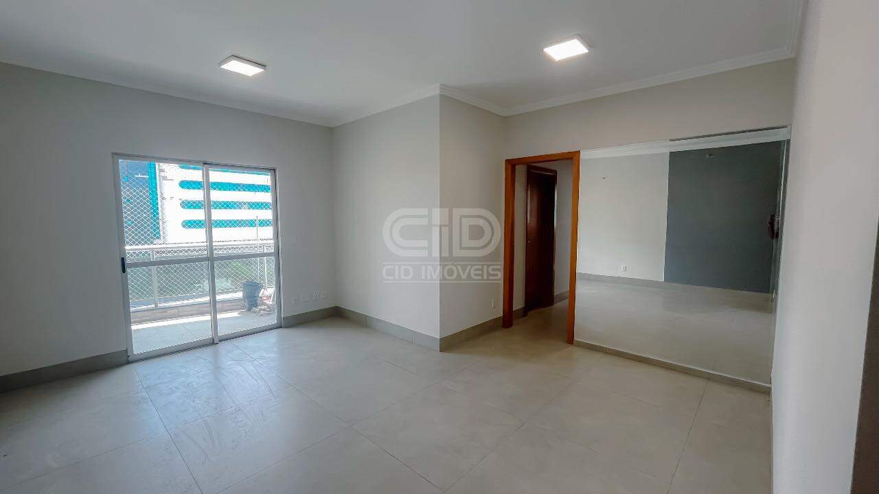 Apartamento à venda com 3 quartos, 85m² - Foto 1