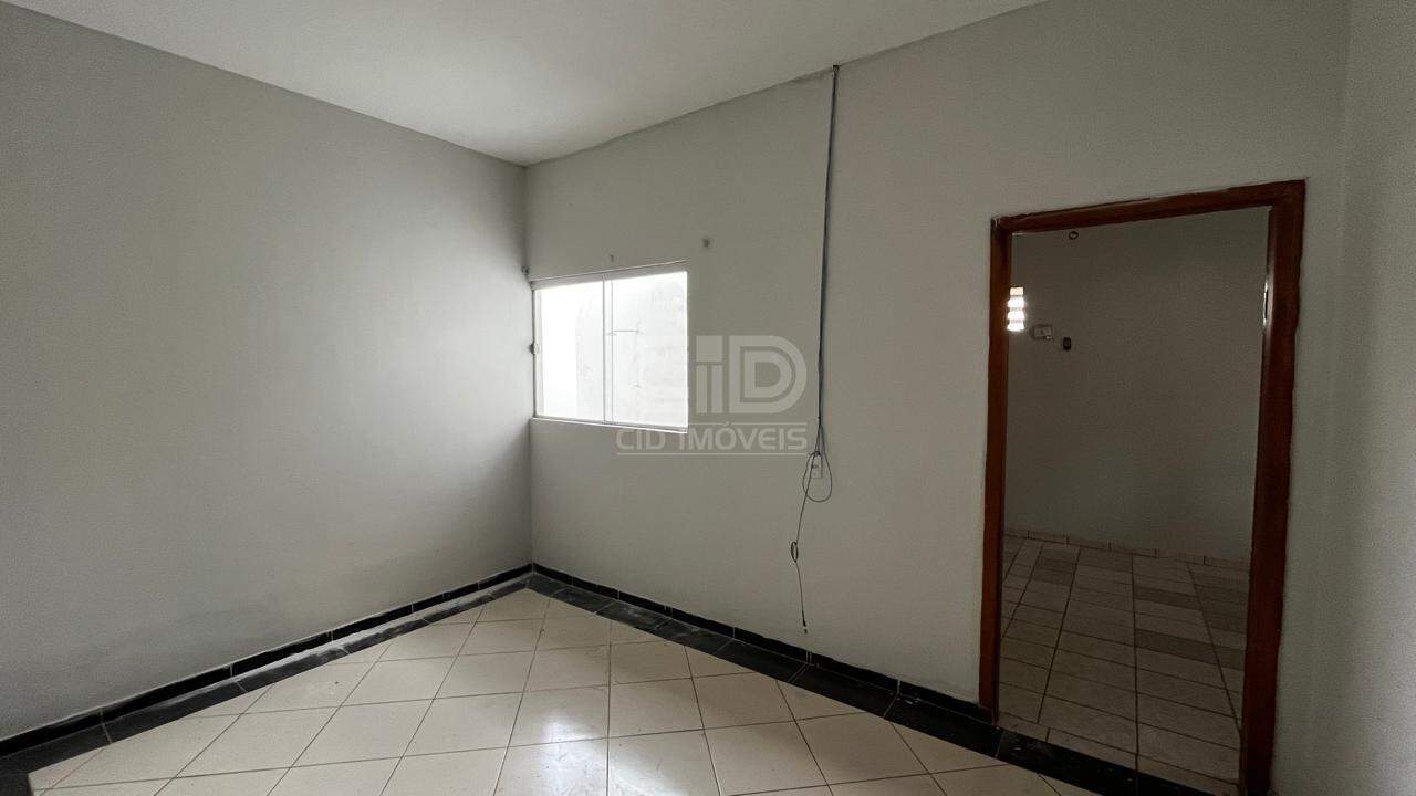 Casa à venda com 3 quartos, 600m² - Foto 5