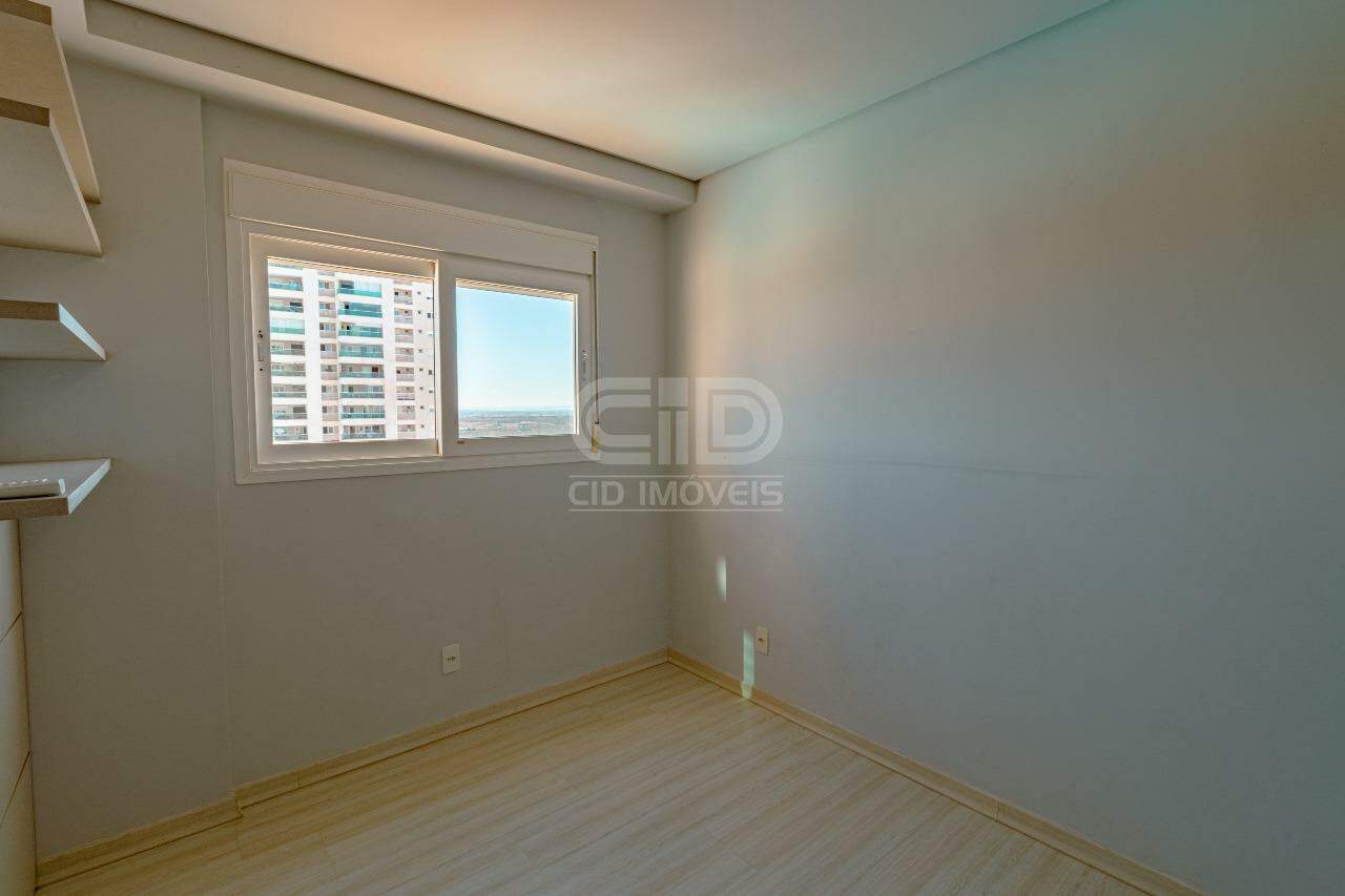 Apartamento para alugar com 3 quartos, 119m² - Foto 7