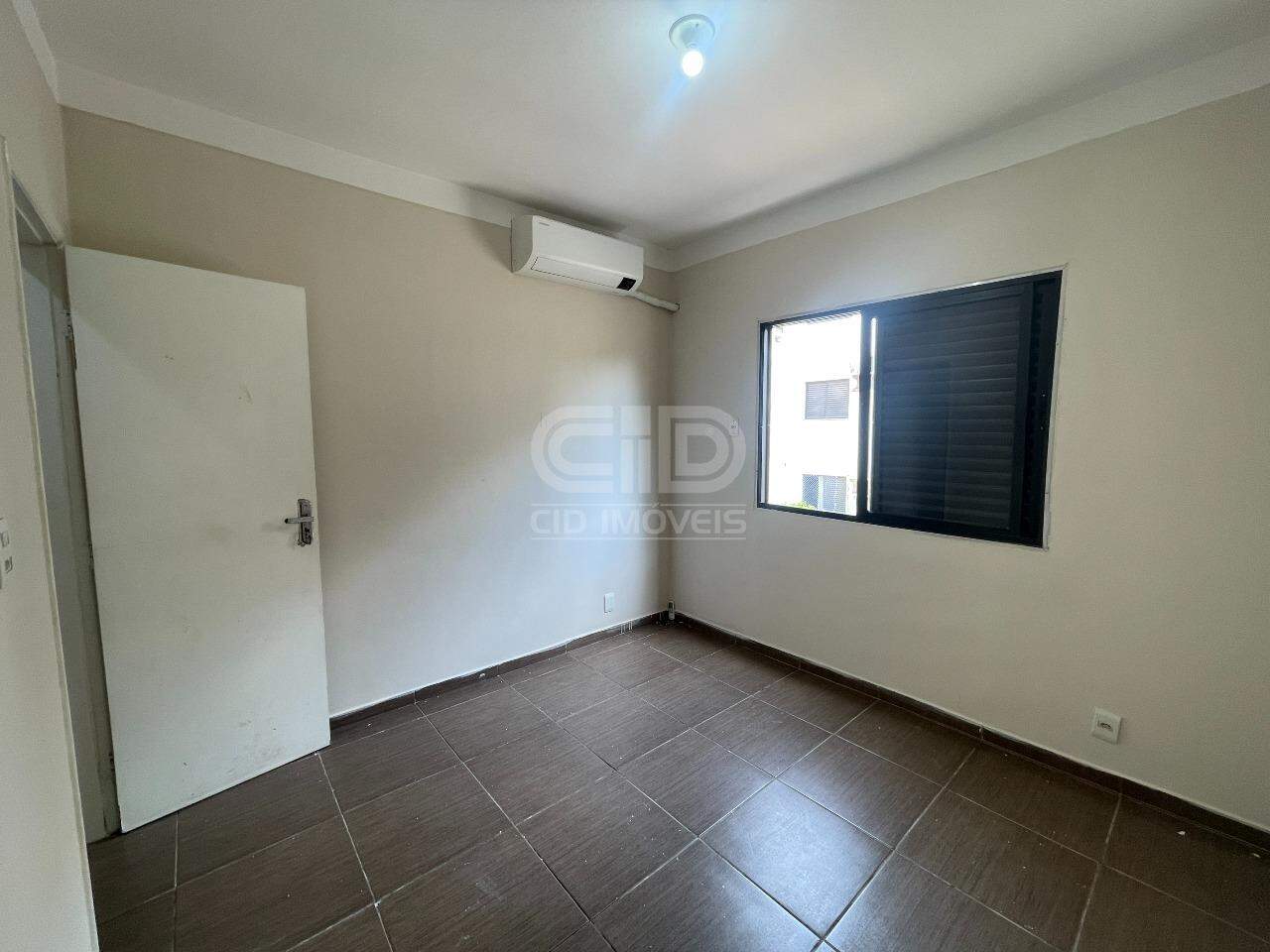 Apartamento para alugar com 2 quartos, 70m² - Foto 10