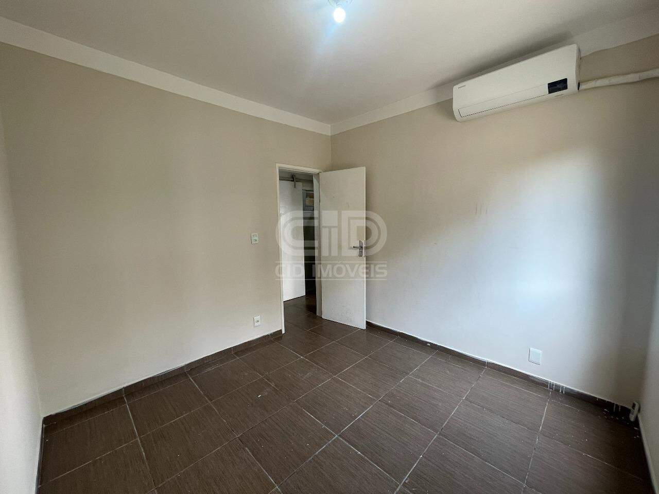 Apartamento para alugar com 2 quartos, 70m² - Foto 11