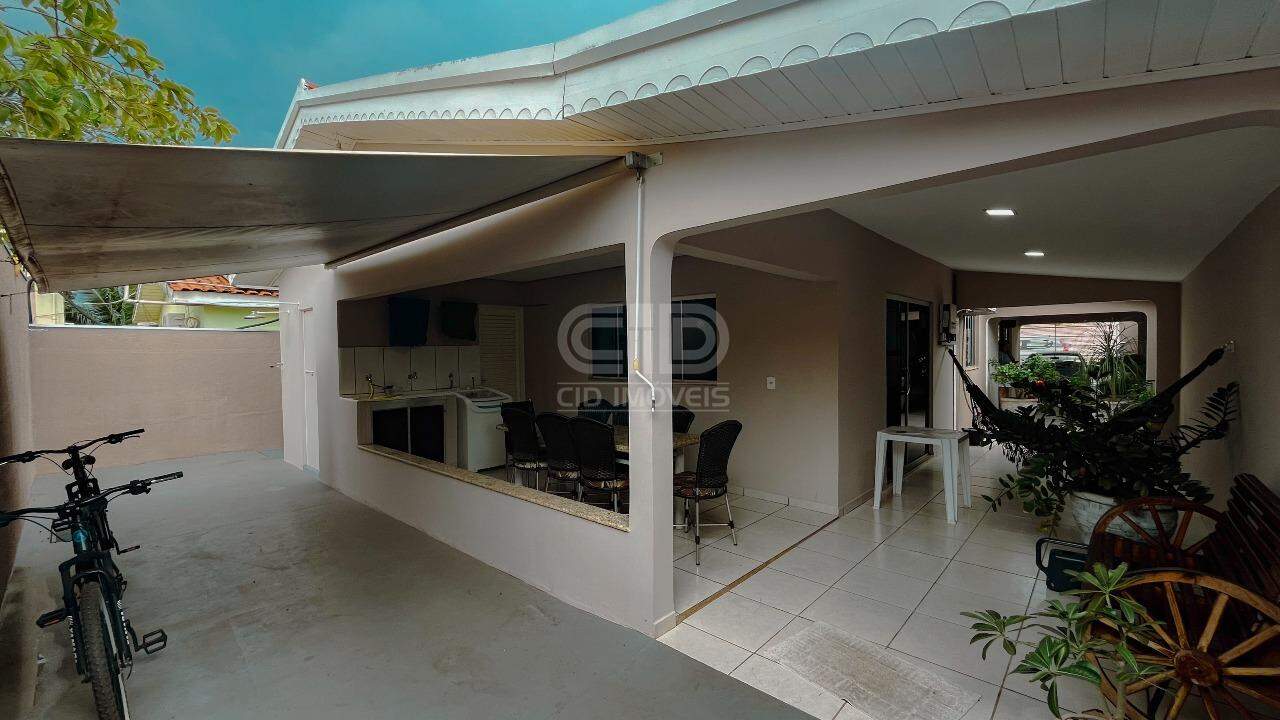 Casa à venda com 3 quartos, 220m² - Foto 15