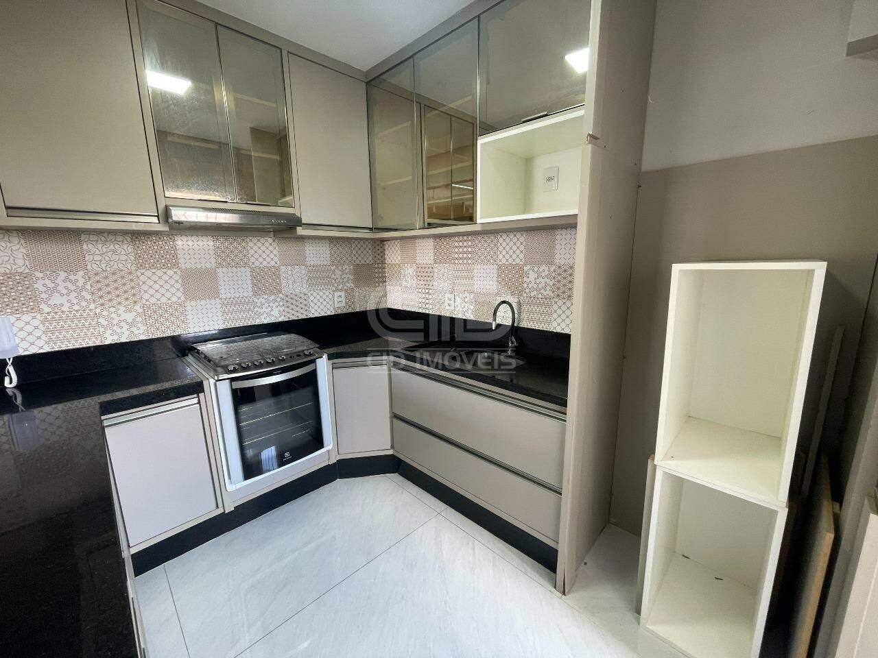 Apartamento para alugar com 3 quartos, 92m² - Foto 6