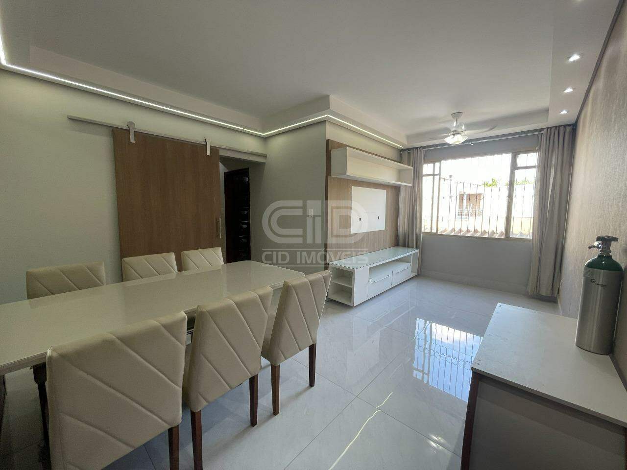 Apartamento para alugar com 3 quartos, 92m² - Foto 1