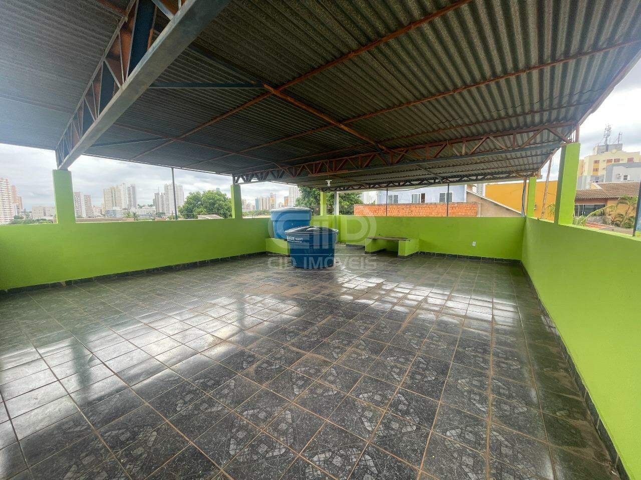 Sobrado para alugar com 2 quartos, 257m² - Foto 29