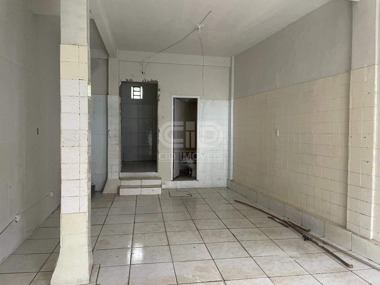 Sobrado para alugar com 2 quartos, 257m² - Foto 2