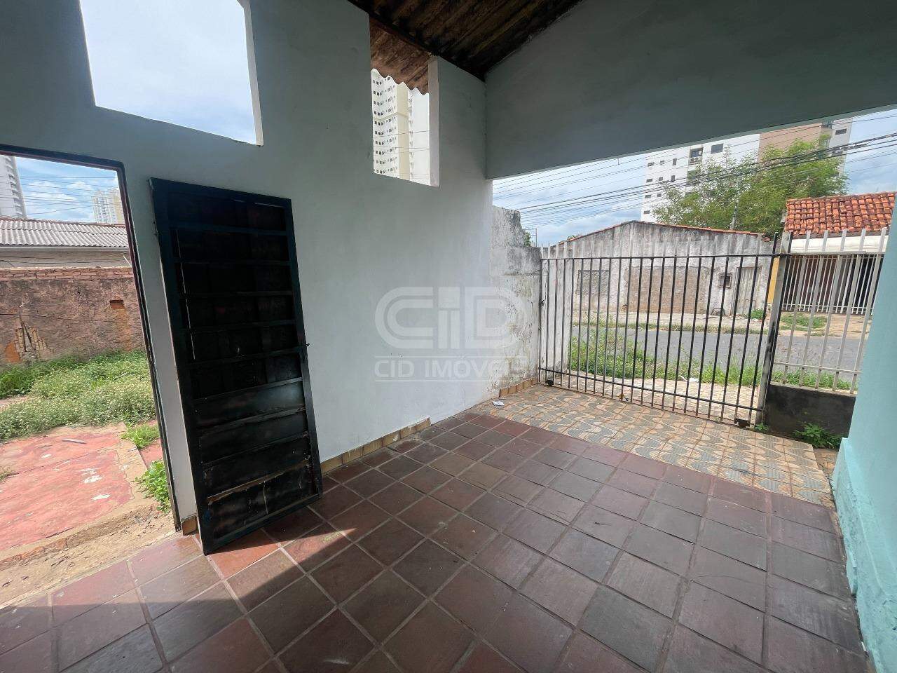 Casa para alugar com 2 quartos, 117m² - Foto 3