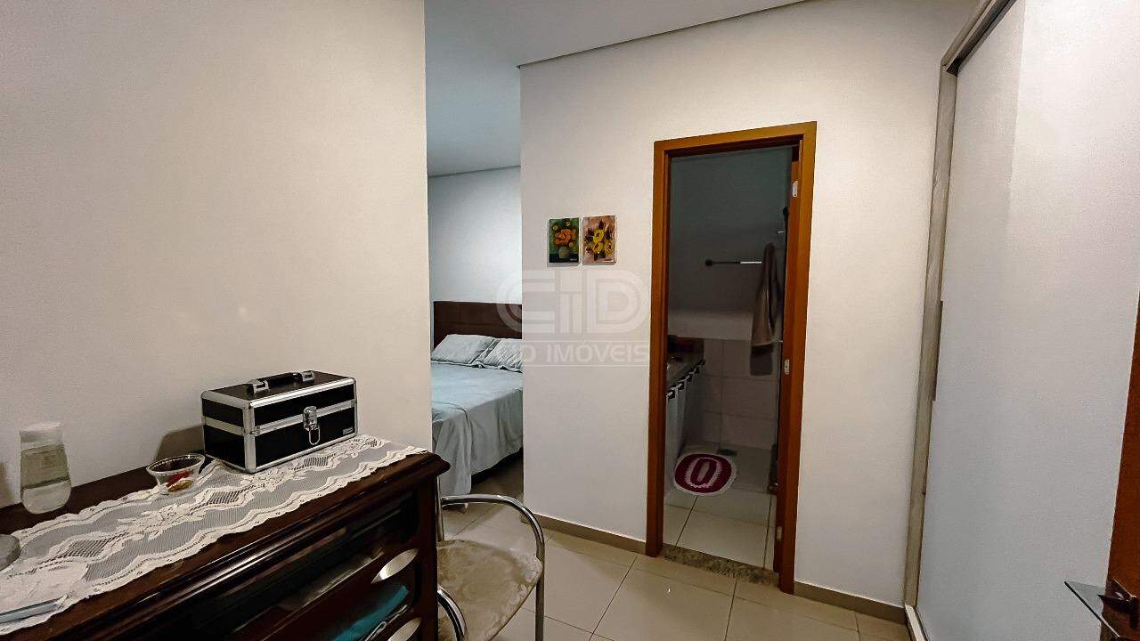 Apartamento à venda com 3 quartos, 118m² - Foto 8