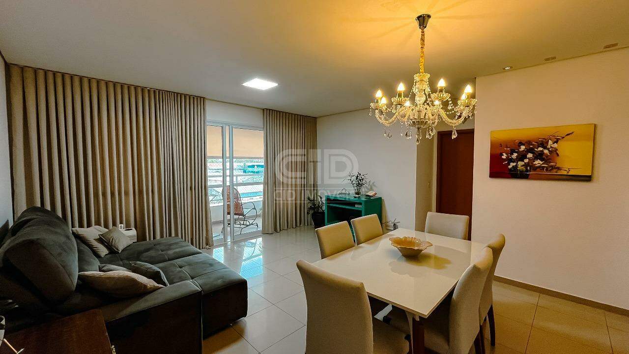 Apartamento à venda com 3 quartos, 118m² - Foto 1