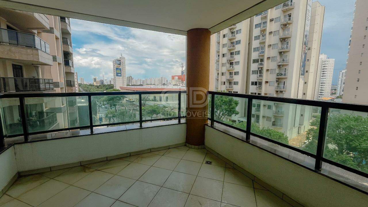 Apartamento à venda com 4 quartos, 258m² - Foto 7