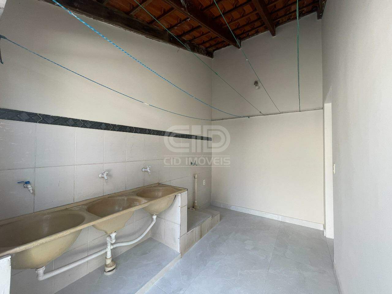 Casa para alugar com 3 quartos, 177m² - Foto 26