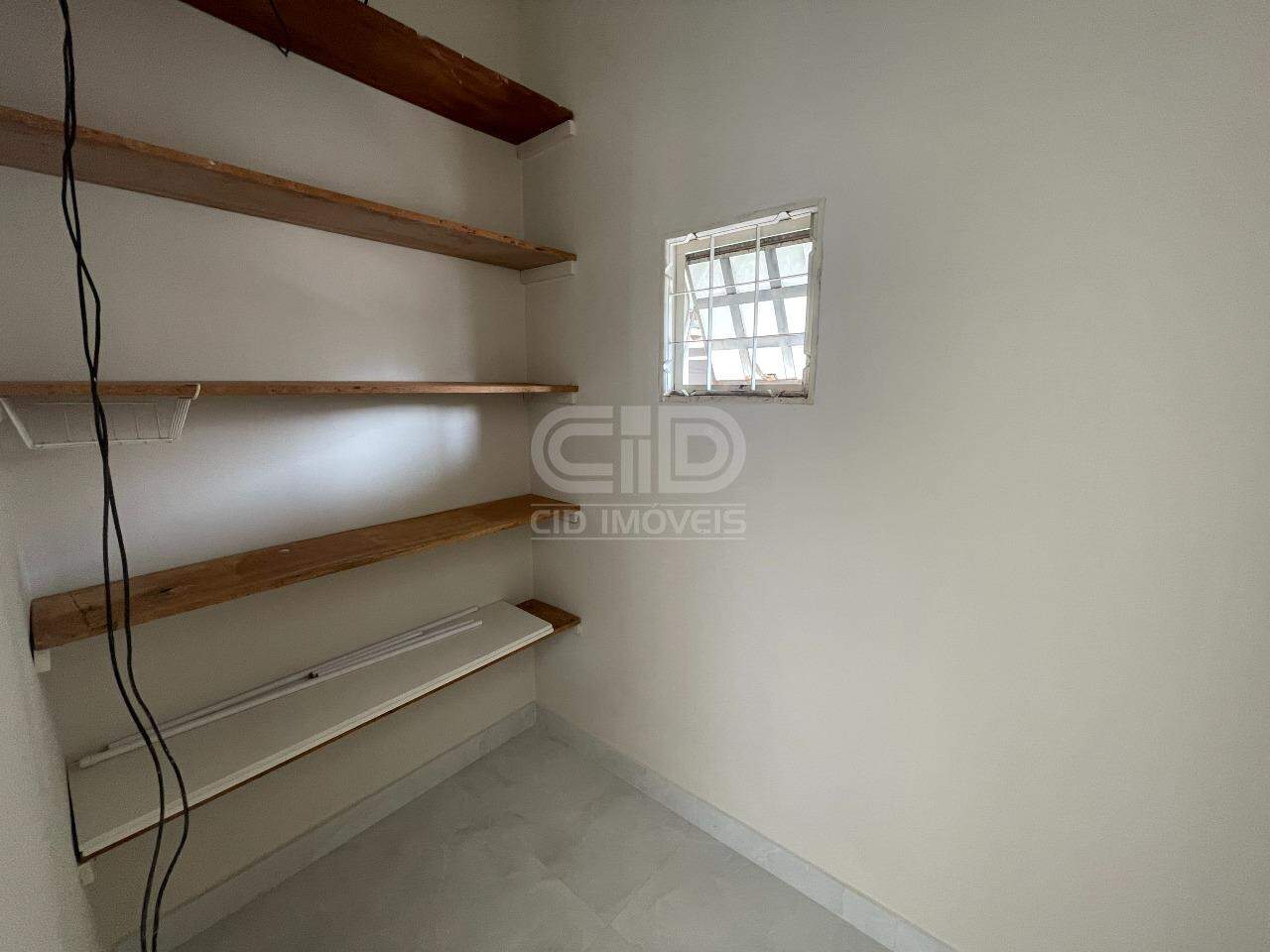 Casa para alugar com 3 quartos, 177m² - Foto 13