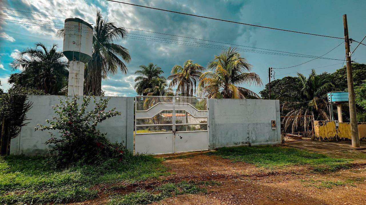 Fazenda à venda com 3 quartos, 250m² - Foto 15