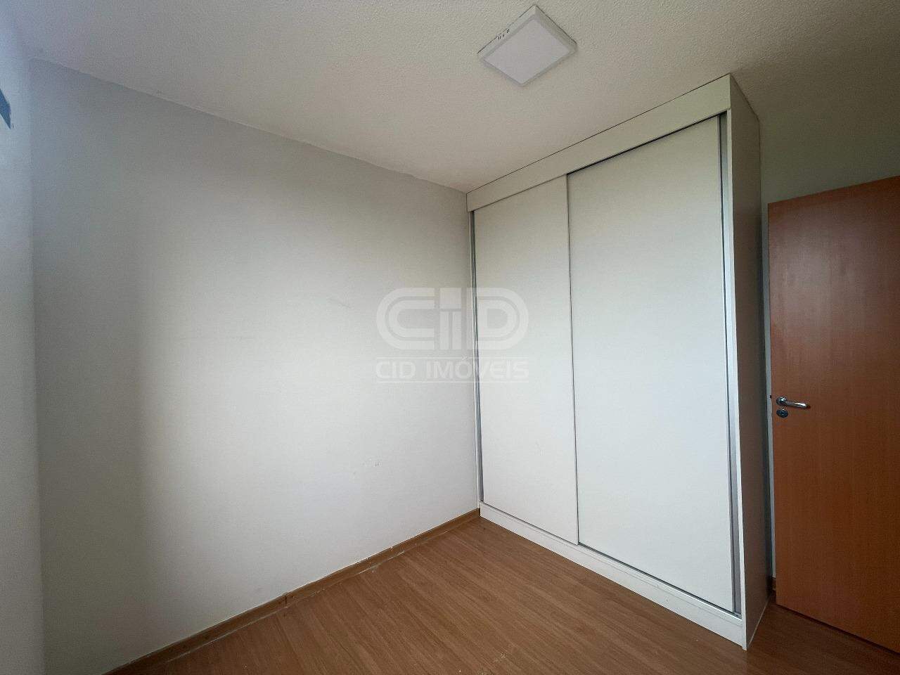 Apartamento para alugar com 2 quartos, 40m² - Foto 14