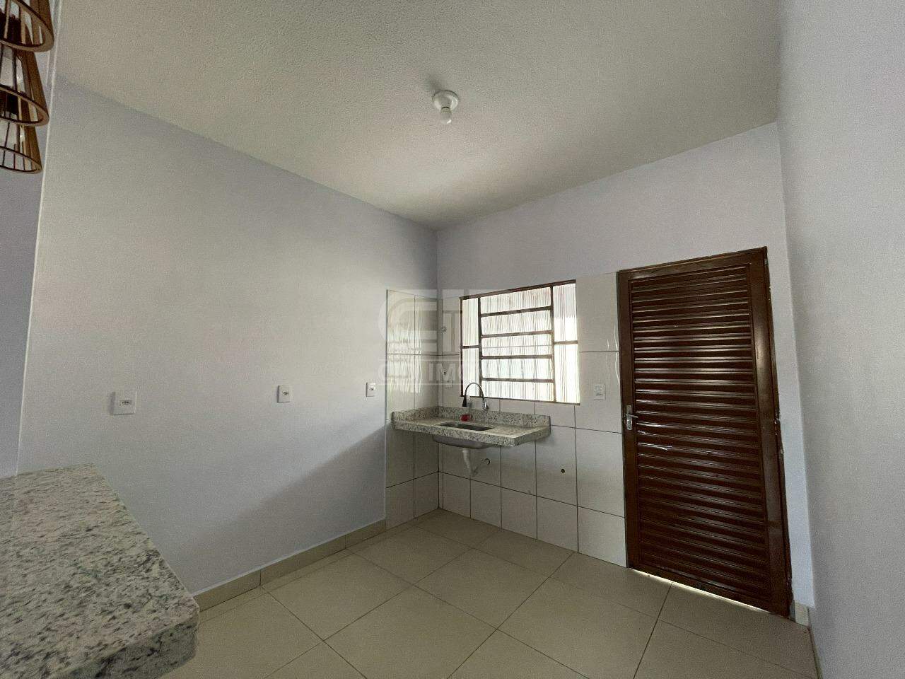 Casa de Condomínio para alugar com 2 quartos, 64m² - Foto 10