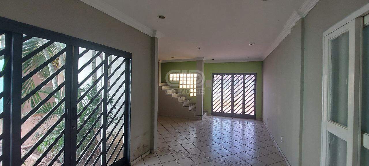 Sobrado à venda com 3 quartos, 280m² - Foto 3