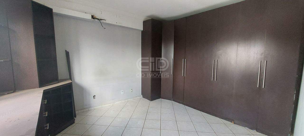 Sobrado à venda com 3 quartos, 280m² - Foto 11