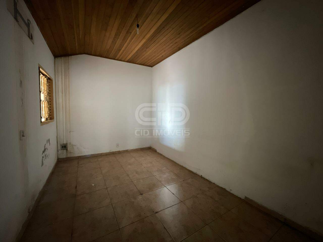 Casa para alugar com 4 quartos, 223m² - Foto 29