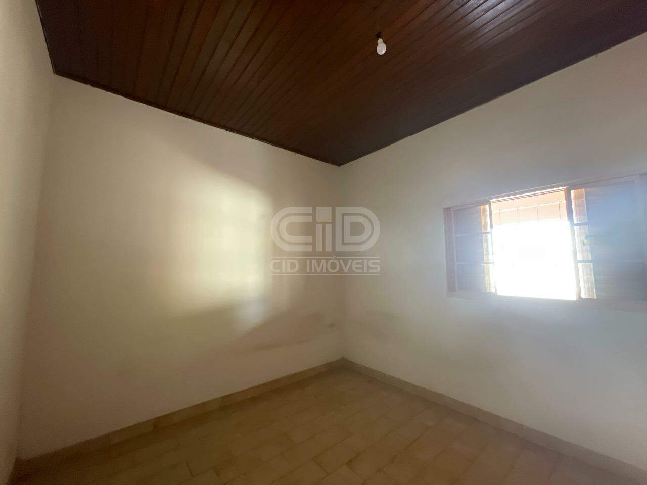 Casa para alugar com 4 quartos, 223m² - Foto 11