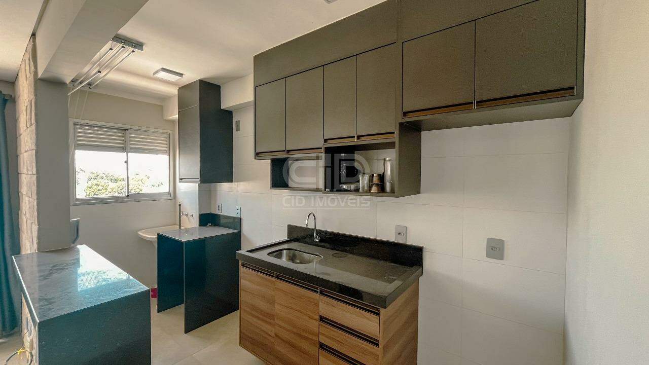 Apartamento à venda com 3 quartos, 70m² - Foto 4