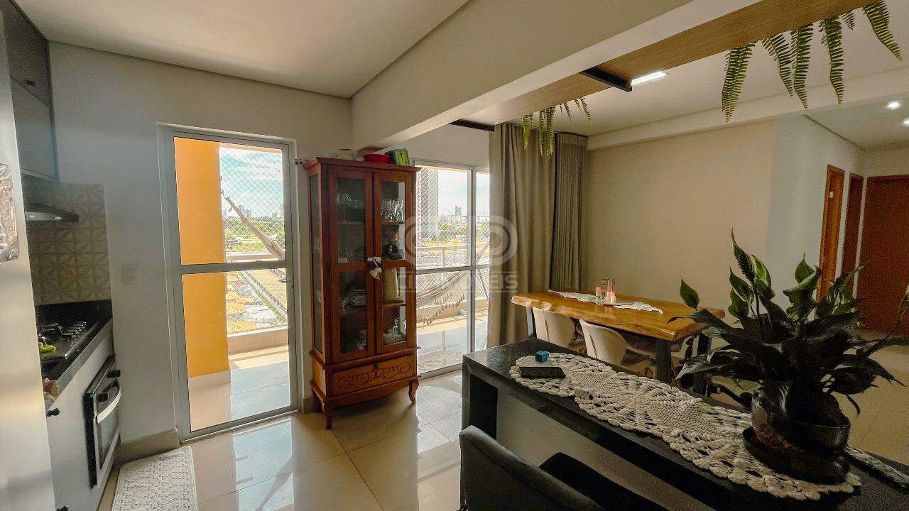 Apartamento à venda com 3 quartos, 97m² - Foto 5